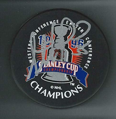Stephane Fiset Aláírt Colorado Avalanche 1996 Stanley-Kupa Bajnokok Logó Puck - Dedikált NHL Korong